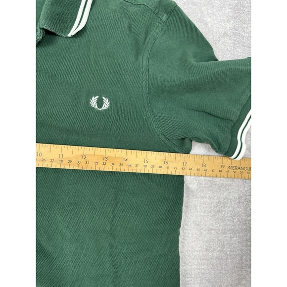 Fred‎ Perry Shirt Men Small Green Twin Tipped M1200 Short Sleeve Cotton Pique - Picture 11 of 11